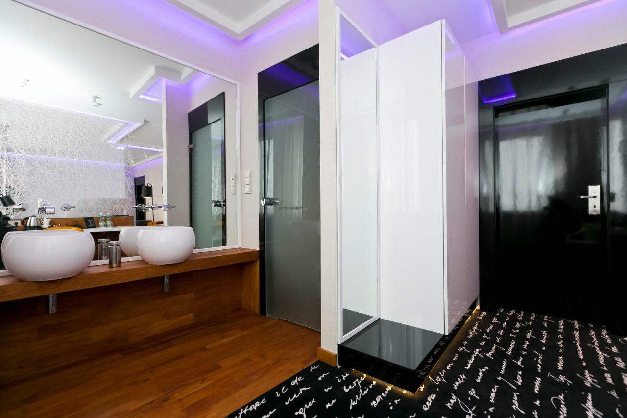 Hotel Martina Znin Ngoại thất bức ảnh
